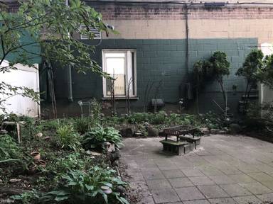 Main picture of 3722 Blackstone Ave