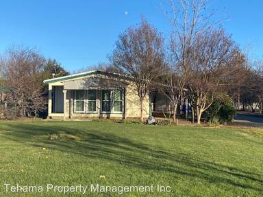 Main picture of 53 Ellen Ln