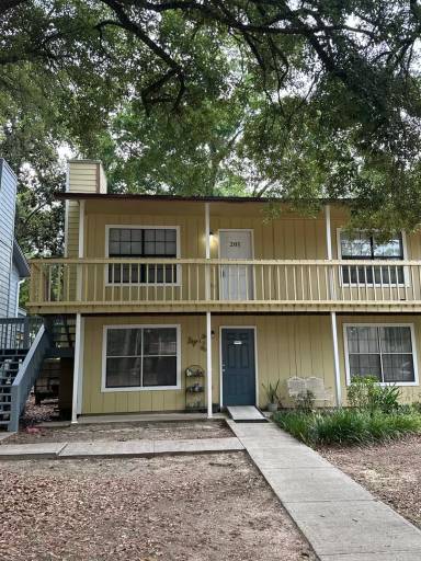 Main picture of 2811 Langley Ave