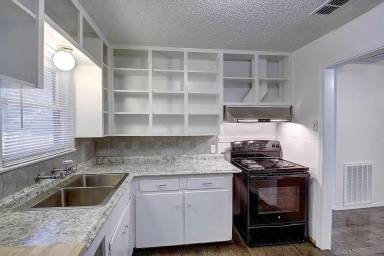 Main picture of 746 Collingswood Dr