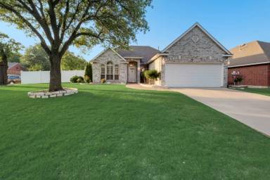 Main picture of 2309 Kittyhawk Dr