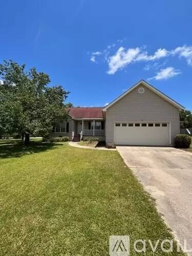 Main picture of 158 Pebble Hill Dr N