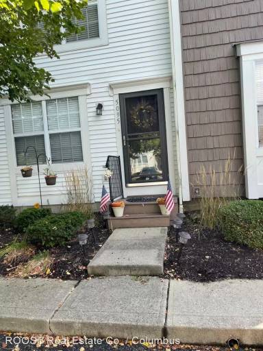 Main picture of 5095 Singleton Dr