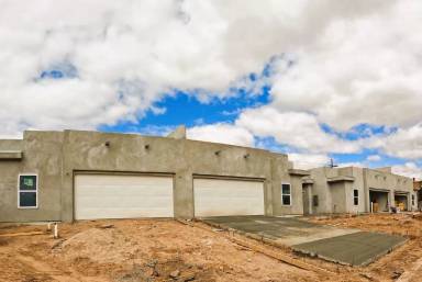 Main picture of 1997 Pinetrail St