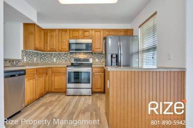 Main picture of 4742 S Apple Cross Way