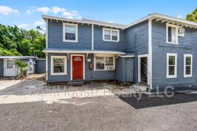 Main picture of 113 S Grove St