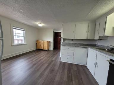 Main picture of 804 Pacific St
