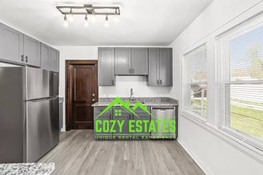 Main picture of 5226 Stickney Ave