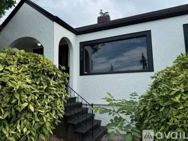 Main picture of 910 Carolina St