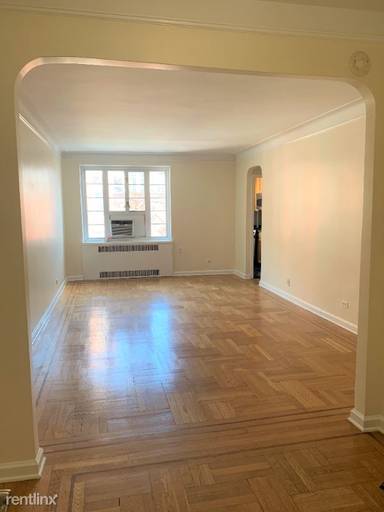 Main picture of 1 Jane St