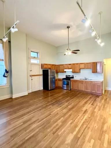 Main picture of 1016 S 5th St - Schaeffer Block - 2