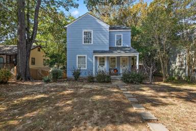 Main picture of 1719 Devine St