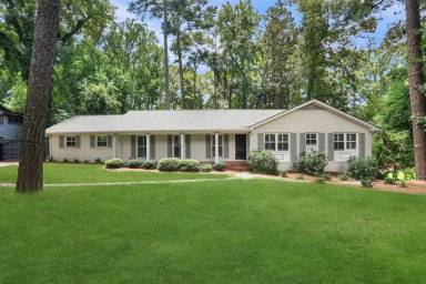 Main picture of 1254 Moores Mill Rd NW