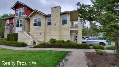 Main picture of 22639 NE Alder Crest Dr