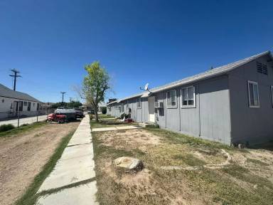 Main picture of 180 N Jones St