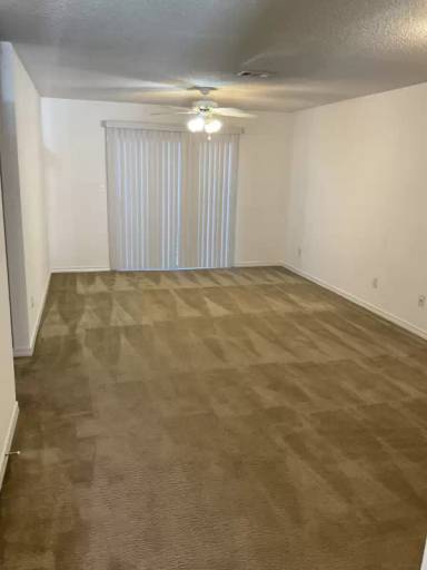 Main picture of 818 Fairview Dr