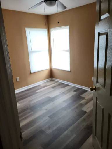 Main picture of 3341 Spain St