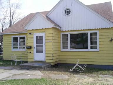 Main picture of 706 3rd St N