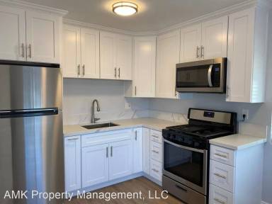 Main picture of 4441 Hamilton St