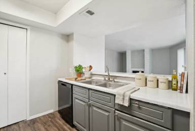 Main picture of Altitude