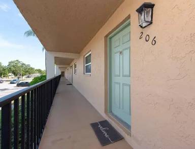 Main picture of 12300 Park Blvd