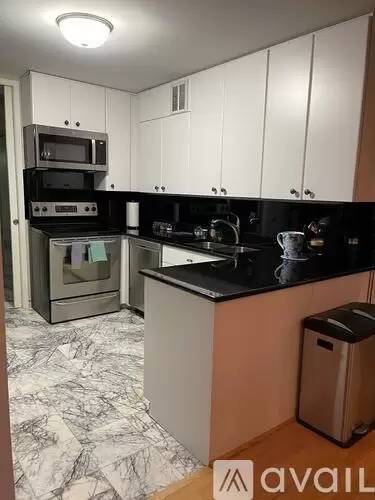 Main picture of Lake Point Tower Condominium