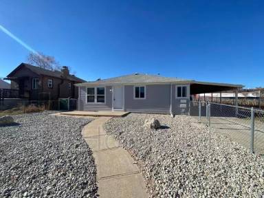 Main picture of 4795 Columbine St