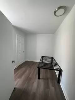 Main picture of 1220 S Roxboro St