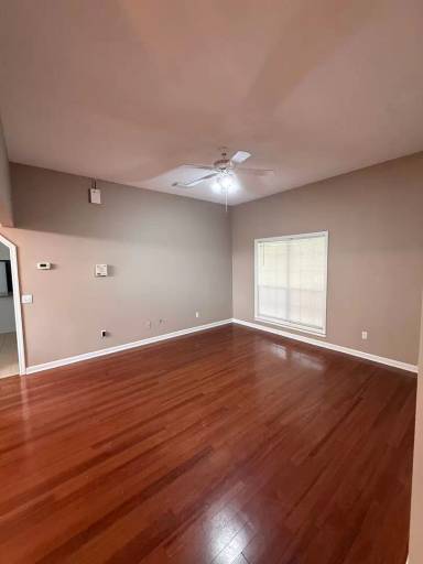 Main picture of 35 Michael Ln