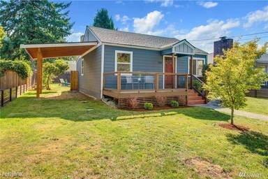 Main picture of 300 1st Ave NE