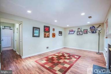 Main picture of 400 Waters Cove Ct