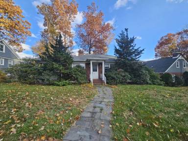 Main picture of 107 Upper Knapp Rd