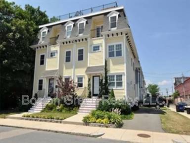 Main picture of 192 Walnut St