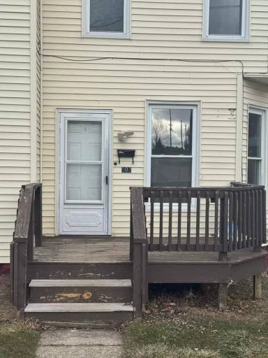Main picture of 902 W 20th St