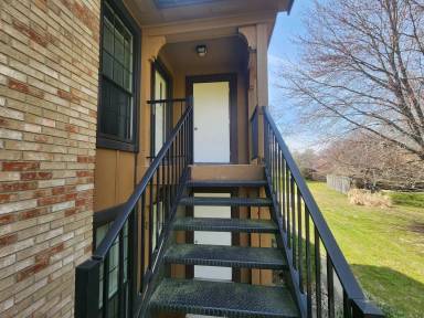 Main picture of 664 Frontier Ct