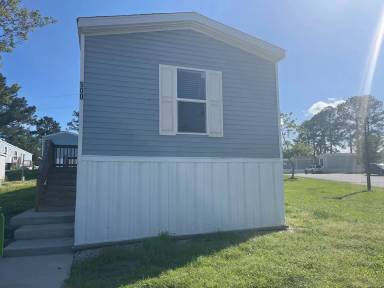 Main picture of 553 Corbin St
