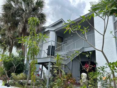 Main picture of 4322 Aqua Vista Dr
