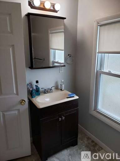 Main picture of 1009 Johnson St