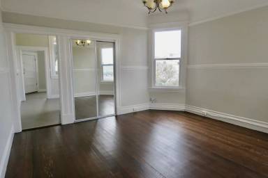 Main picture of 840 Shotwell St