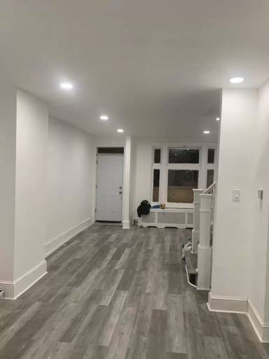 Main picture of 148 N Salford St