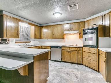Main picture of 319 NW 81st St