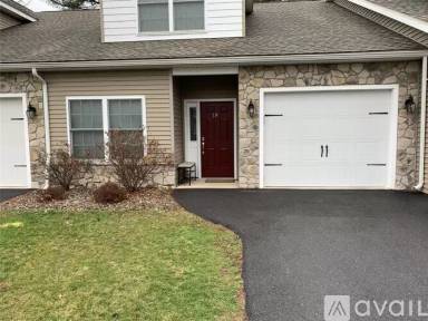 Main picture of 19 Lexi Dr