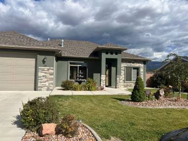 Main picture of 39 S 4100 W