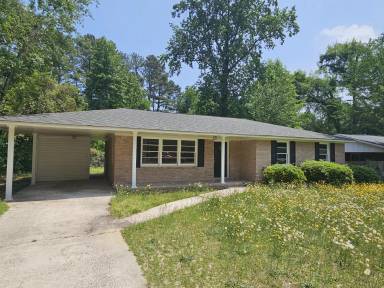 Main picture of 2533 Stonehenge Dr