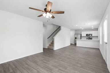 Main picture of 832 Eagles Nest Dr