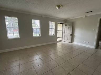 Main picture of 1309 Westlawn Dr