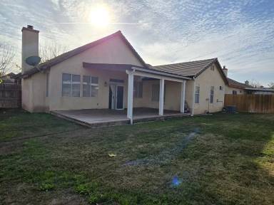 Main picture of 1578 Kings Way