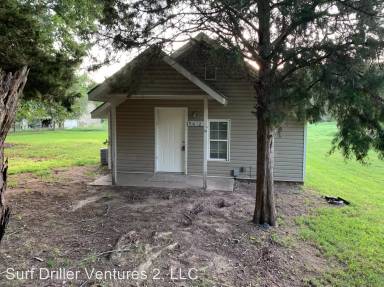 Main picture of 916 N Willow Rd