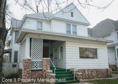 Main picture of 313 E Locust St
