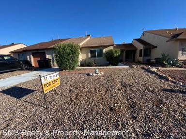 Main picture of 587 Charles Dr